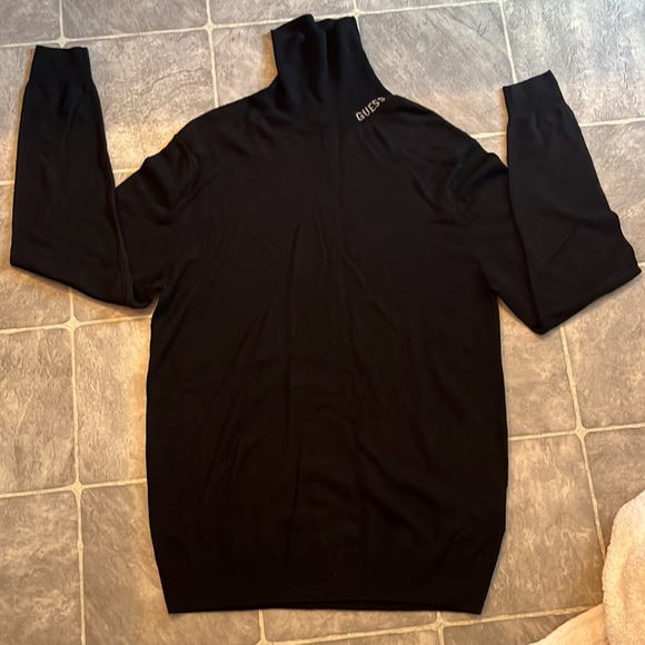 Men’s black Guess turtleneck. Never worn - Picture 2 of 4
